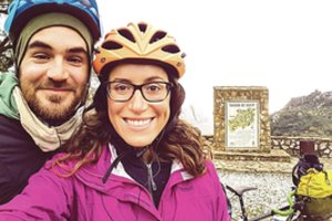 Pora metė darbus, kad apkeliautų pasaulį, bet jų laukė tragedija