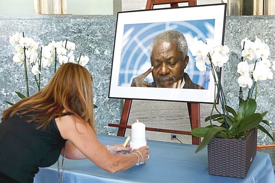 Kovotojo už taiką Kofi Annano pečius slėgė sunkūs išbandymai