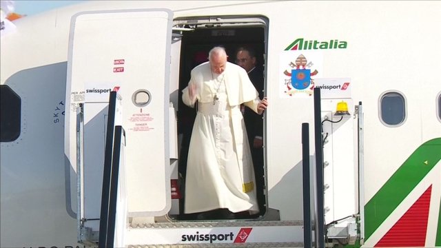Popiežius atvyko nelengvo dviejų dienų vizito į Airiją