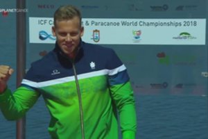 Artūras Seja – pasaulio vicečempionas! Henrikui Žustautui ir baidarių dvivietei – bronza!
