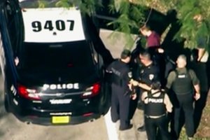 Floridoje kilo masinės šaudynės: pranešama apie 4 žuvusiuosius, daug sužeistų