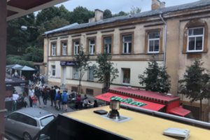 Vilniaus stoties rajone nepakelia košmaro – pro langą nufilmavo, ką tenka kęsti