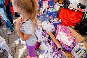 Mergaitė apsiverkė gavusi naują penalą su gražiais paveikslėliais