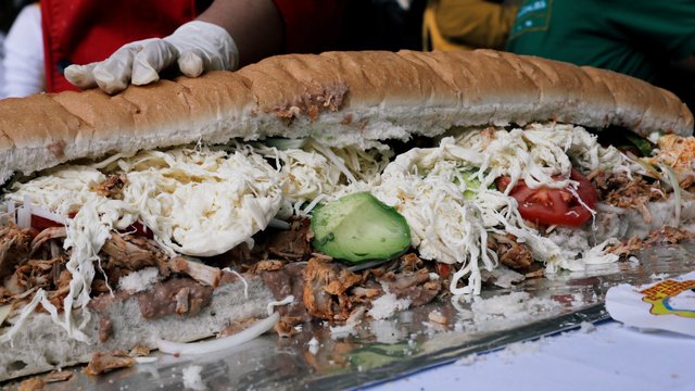 Meksikoje pasiektas naujas ilgiausio sumuštinio rekordas
