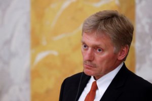 D. Peskovas sako negirdėjęs V. Putino grasinimų „sutriuškinti ukrainiečių armiją“