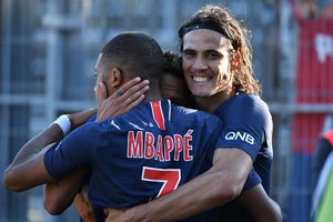 Po įvarčio tiesiai iš kampinio – „Paris SG“ ketvirtoji pergalė iš eilės