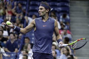 Pirmoji pasaulio raketė R. Nadalis iškopė į „US Open“ turnyro ketvirtfinalį