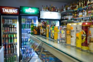 Valdžia jau planuoja naujus alkoholio draudimus