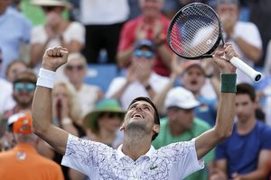 N. Džokovičius prasimušė į „US Open“ turnyro ketvirtfinalį