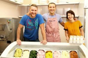 Ledai, išgarsinę provincijos miestą – dėl jų smaližiai atvyksta autobusais