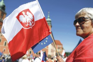 Varšuva gąsdina išstojimu iš ES