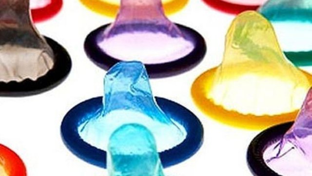 Prezervatyvams rado šimtus skirtingų panaudojimo būdų