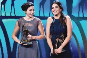 Noras padėti pabėgėliams plaukikę nuvedė į belangę