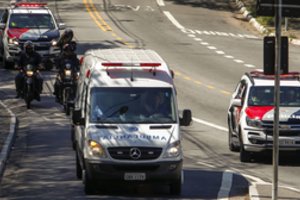 Sužeistas Braziijos kandidatas į prezidentus pekeltas į San Paulą