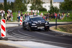 Po pirmos „Rally Elektrėnai“ dienos tarp lietuvių pirmauja Benediktas Vanagas