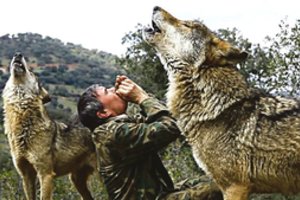 Mauglis realybėje: užaugęs tarp vilkų vyras pabūgo gyvenimo civilizacijoje