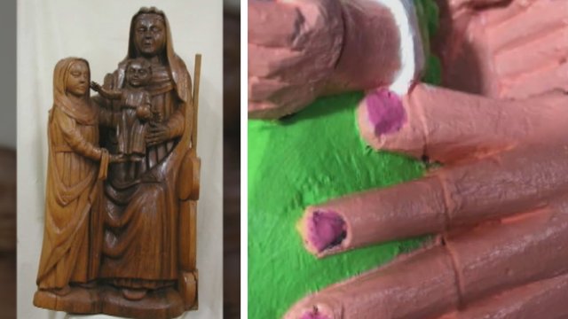 Pakraupo pamatę moters restauruotą 15-ame amžiuje išdrožtą Marijos skulptūrą 