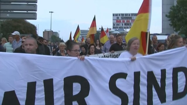 Vokietijoje surengtos nacionalistų eitynės, kreipėsi ir į A. Merkel