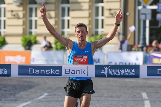 Vilniaus maratono pusmaratonį laimėjo V. Dopolskas ir ukrainietė O. Raita