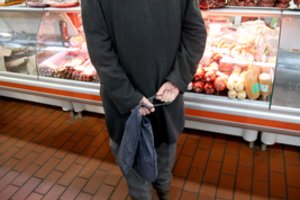 Aiškinsis, ar pensijų reforma nepažeidžia Konstitucijos