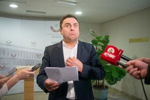 Žinią, kad P. Gražulis dirbs Žmogaus teisių komitete, politikė vertina kaip pasityčiojimą