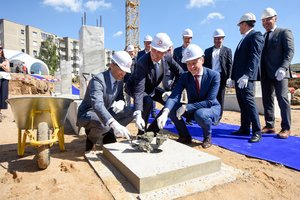 Mamos kirčiai dėl baseinų Vilniuje: vaikus reikia vežioti į kitus miestus