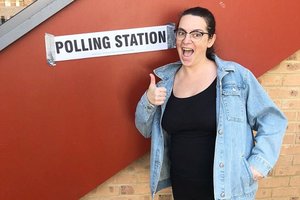 Vyras neužleido vietos nėščiai moteriai – jos poelgis sukėlė audrą