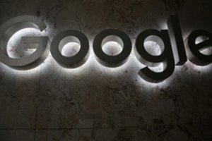 Europos Parlamentas priėmė autorinių teisių direktyvą, kritikuojamą interneto milžinių