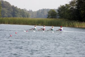 Porinės keturvietės įgula pasaulio čempionate kovos B finale