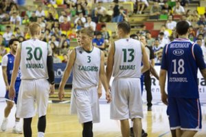 Kauno „Žalgiris“ ir toliau neklumpa: palaužė Stambulo „Anadolu Efes“ ekipą