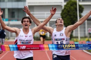 Neįtikėtina atomazga: spurtavęs britas pavogė penkiakovės auksą iš prancūzo