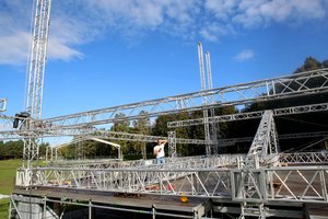 Kaune verda darbas – popiežiaus Pranciškaus sutikimui statoma įspūdinga scena