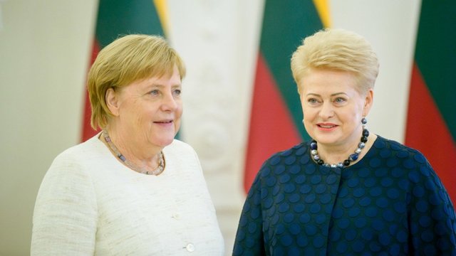 Lietuvoje – Vokietijos kanclerė Angela Merklel: kalbėjo apie gynybą