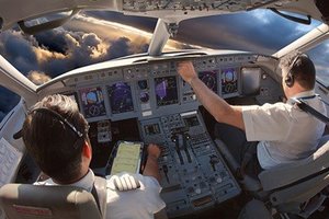 Aviacijos akademija „BAA Training“ parengė pirmuosius „Wizz Air“ pilotus