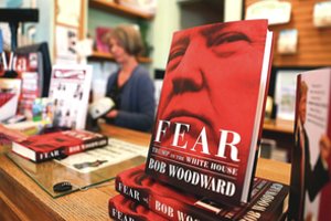 Tylieji kovotojai atvirai stoti prieš Donaldą Trumpą nenori