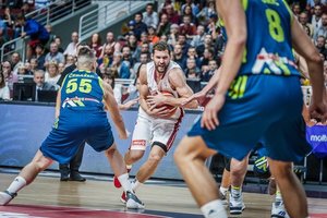 Lietuviams antausį skėlę latviai nukovė ir Europos čempionus, o ispanai krito Ukrainoje