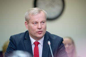 Skandalingai Seimą palikęs M. Bastys išsaugojo šansą grįžti – pateko į antrąjį rinkimų turą