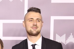 „Lofte“ vėl startuoja pirmadienio koncertai – įžanga su Kazimieru Likša