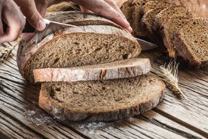 Mitybos specialistė neigia mitą apie mielių poveikį sveikatai