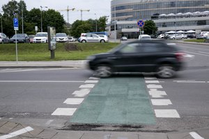 Ką reiškia šis žymėjimas ant gatvių? Daugybė žmonių nesupranta