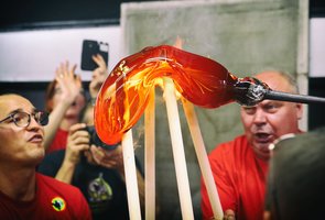 Meninio stiklo ir džiazo profesionalai ištarė: „Sveiki atvykę į pragarą!“ 