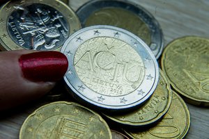 Kova dėl minimalios algos baigėsi: žodį tars Vyriausybė – tikėtina, didės 30 eurų 