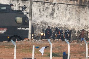 Brazilijoje per riaušes kalėjime žuvo septyni kaliniai