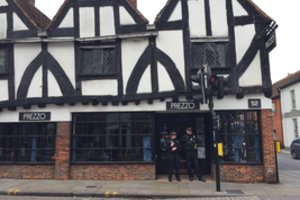 Solsberio restorane apsinuodijęs rusų modelis teigia, kad ją nužudyti norėjo V. Putinas