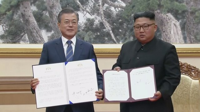 Šiaurės ir Pietų Korėja jungiasi – olimpiados sėkmė įkvėpė pokyčiams