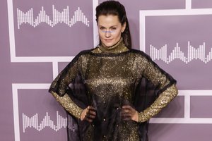 Pamatykite: Jurga Šeduikytė pristato naują klipą ir kviečia į rudens koncertus