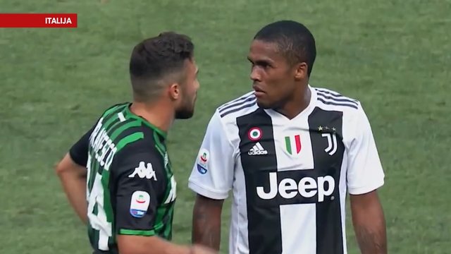 „Juventus“ žvaigždės apspjaudytas varžovas dėl savo reakcijos sulaukė grasinimų