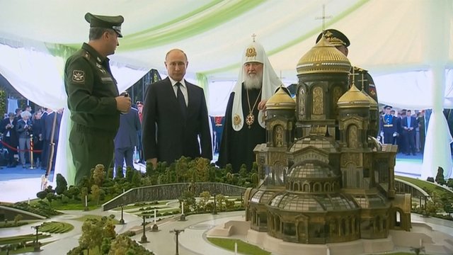V. Putinas svariai prisidėjo prie istorinio įvykio Rusijos dvasiniame gyvenime