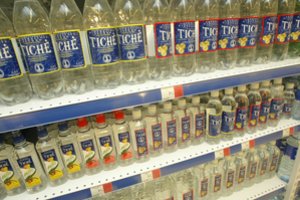 Mineralinio vandens „Tichė“ gamintojai – 4,5 tūkst. eurų bauda už klaidinančią reklamą