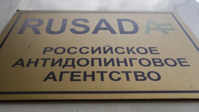 Pasaulinė antidopingo agentūra atšaukė sankcijas Rusijai
